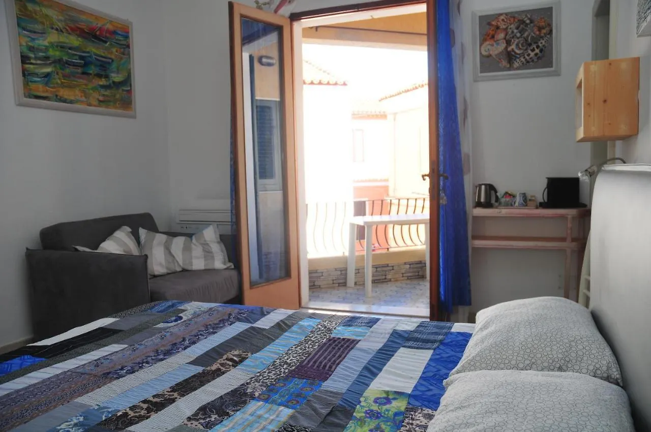 Il Giardino Di Tatiana Rooms & Breakfast La Maddalena  0*, La Maddalena (Sassari) Italy