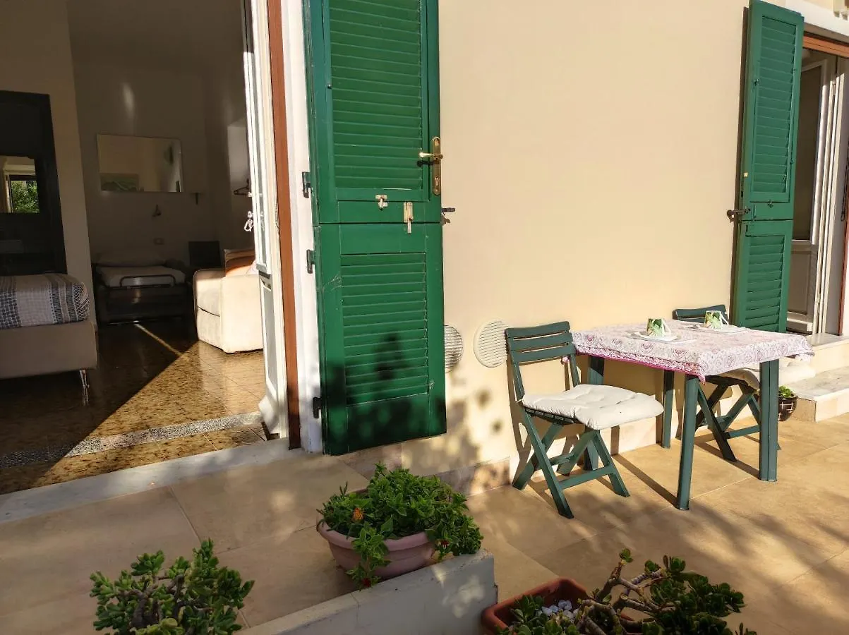 Frühstückspension Il Giardino Di Tatiana Rooms & Breakfast La Maddalena  Italien