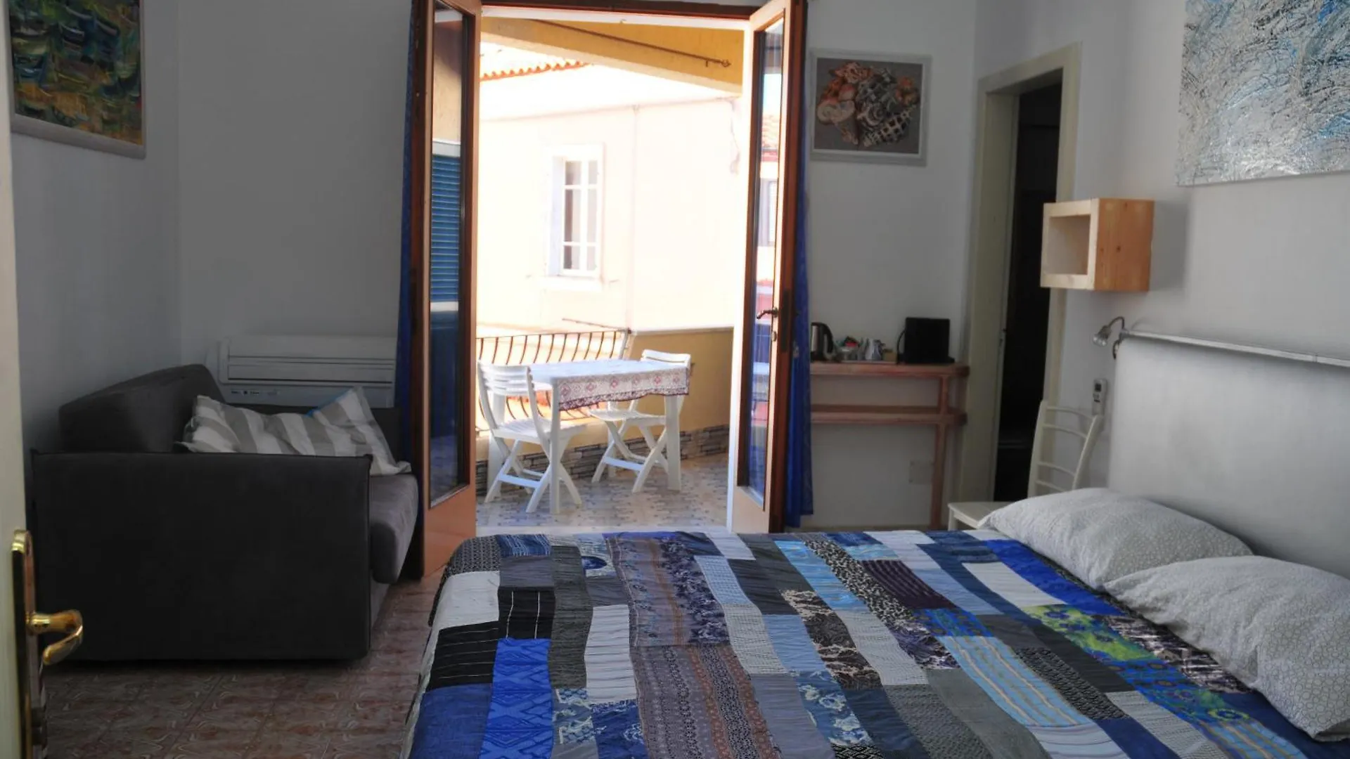 Il Giardino Di Tatiana Rooms & Breakfast La Maddalena  0*, La Maddalena (Sassari)