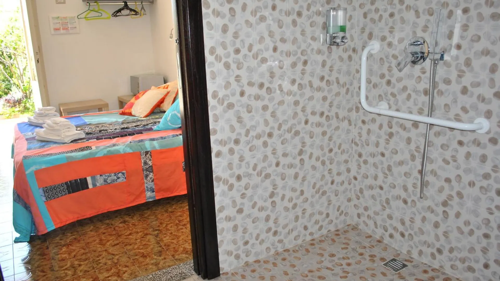 Bed & Breakfast Il Giardino Di Tatiana Rooms & Breakfast La Maddalena  Italy