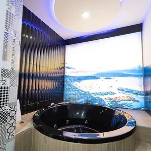 https://al-campanile-naples.hotels-amalfi.com